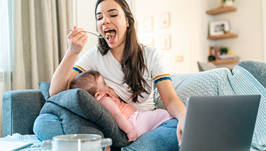 https://www.huggies.com.au/-/media/Project/HuggiesAU/Articles/BabyCare/Article-Detail/07-Breastfeeding/Bfeeding_food_Desktop-Article-Pages-375x213px.jpg